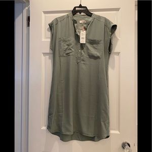 Vineyard Vines size 8 NWT olive green dress